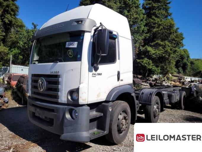 VOLKSWAGEN 24-280 E CONSTELLATION 19/20