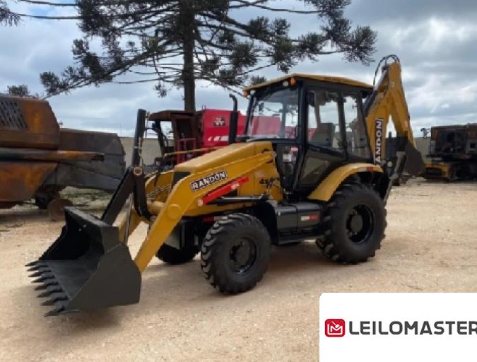 RETROESCAVADEIRA RD 406 