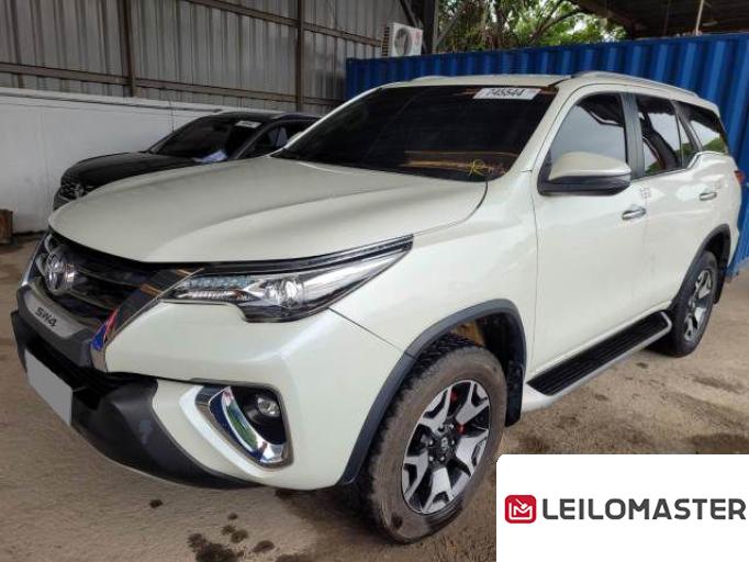 TOYOTA HILUX SW4 20/20