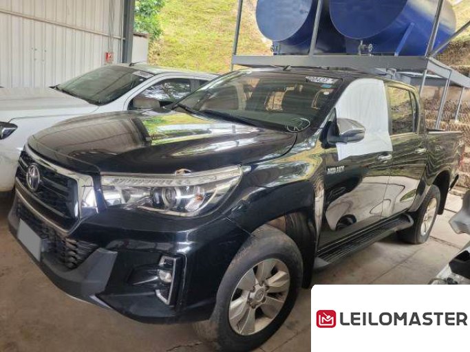TOYOTA HILUX 20/20