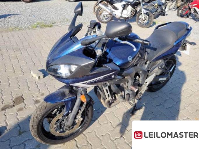 YAMAHA FAZER 600 09/09