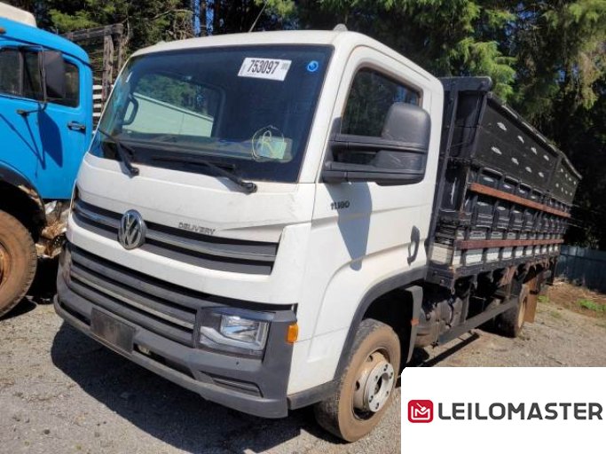 VOLKSWAGEN 11-180 DELIVERY 21/22