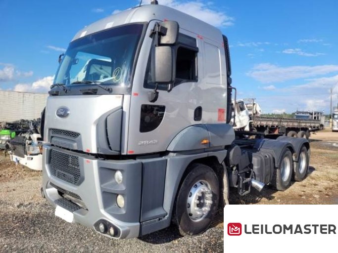 FORD CARGO 2842 E 13/13